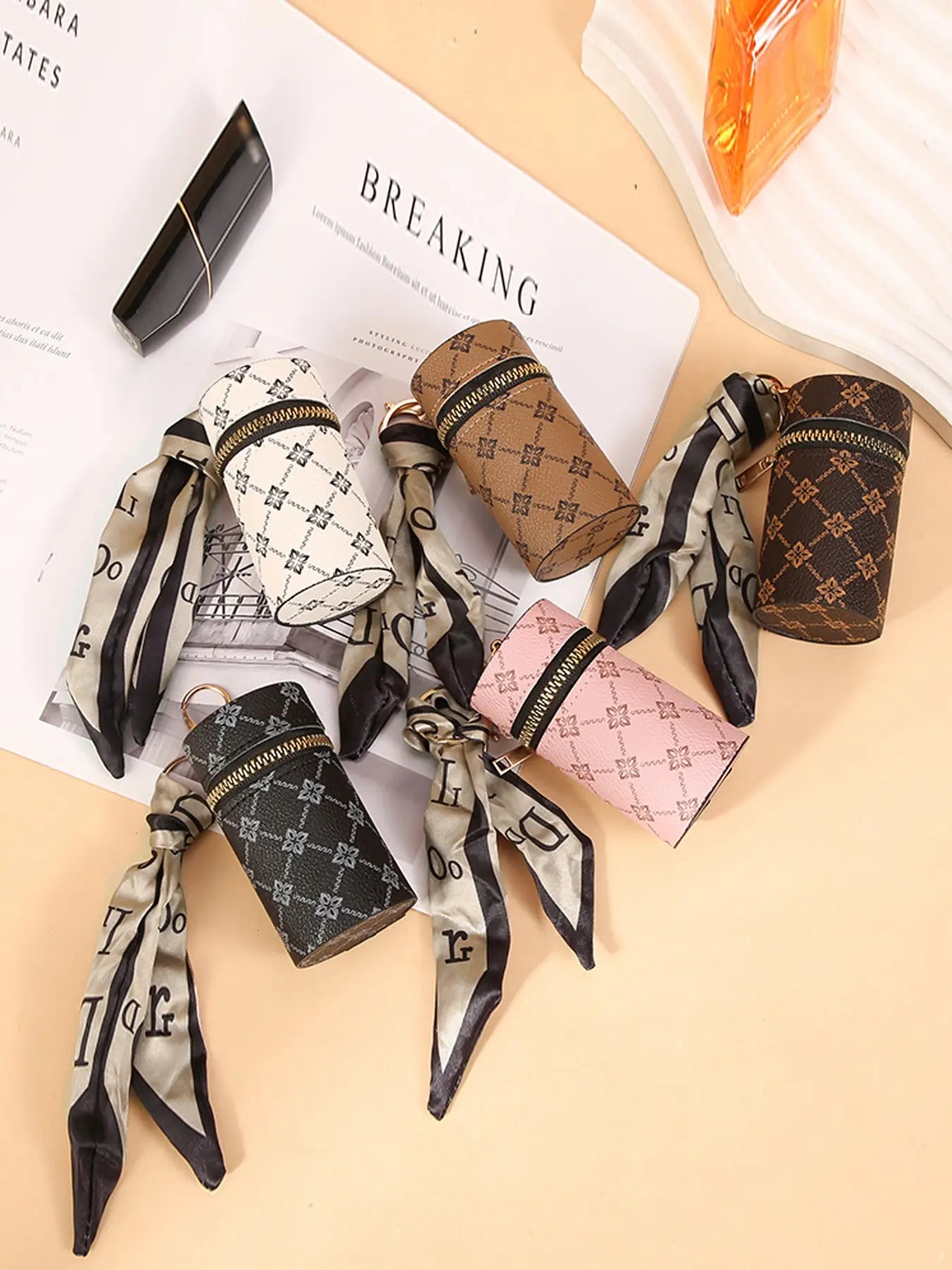 Luxury Leather Lipstick Organizer Case – Mini Lip Gloss & Makeup Storage Holder with Keychain, Zipper Closure & Purse Charm | Travel Cosmetic Bag for Lipstick, Perfume & Nail Polish
