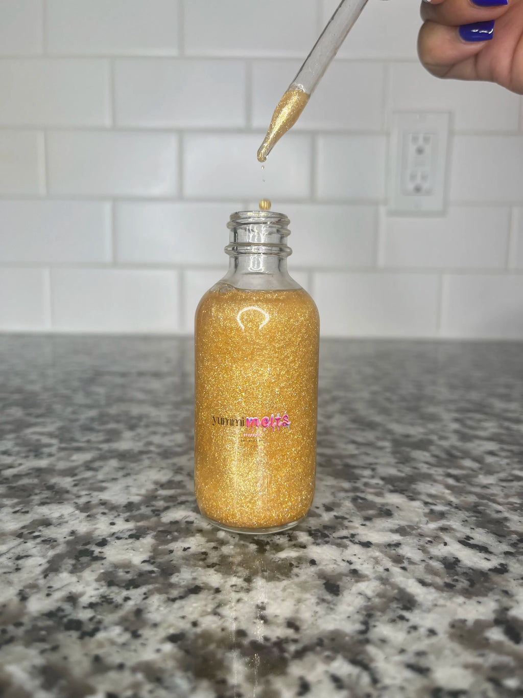 Gold Drip Shimmer Dry Body Oil – Hydrating & Moisturising Glow Oil with Sweet Cotton Candy Fragrance for Radiant Shimmering Skin